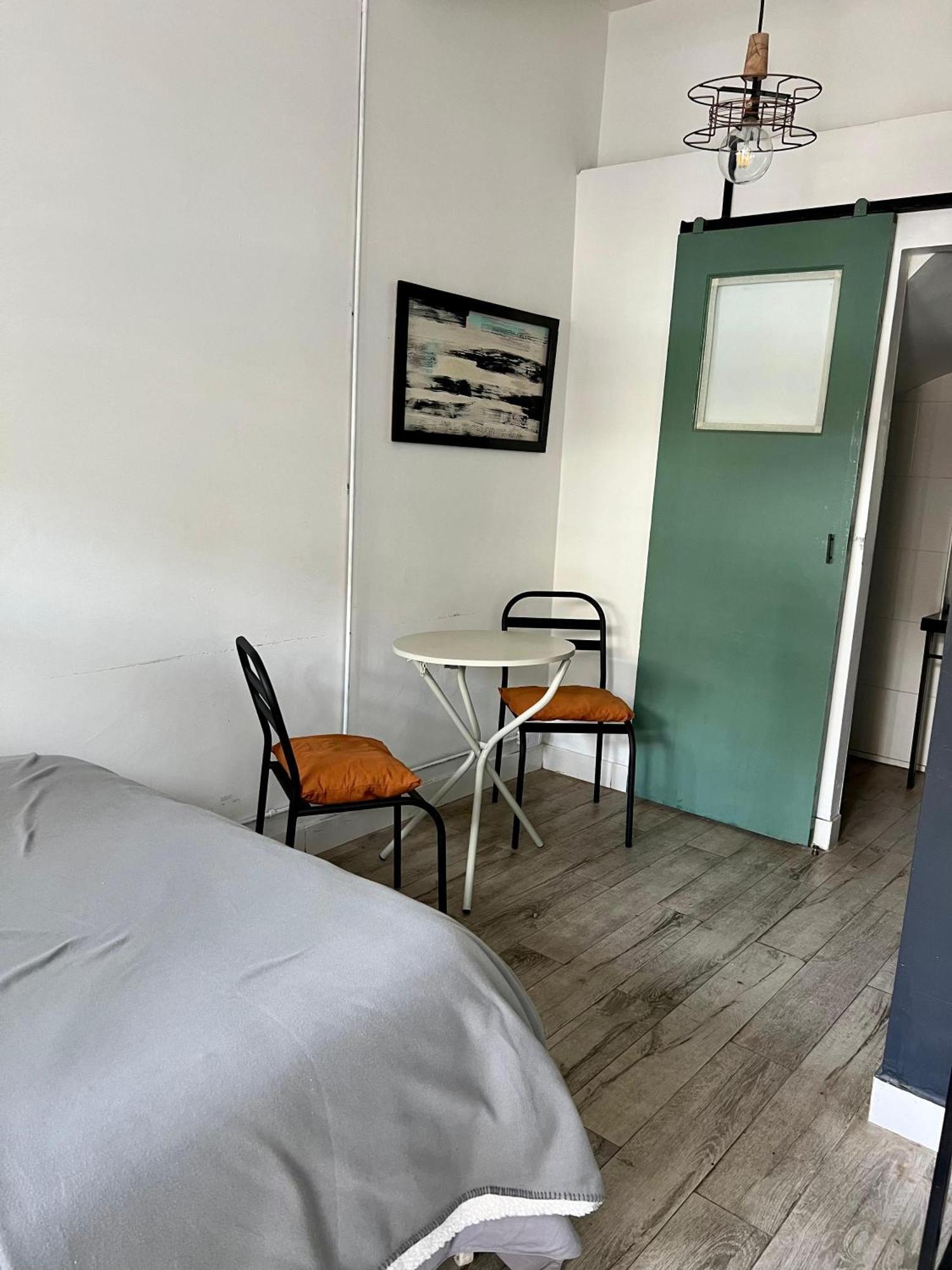 メンドーサMonoambiente En Zona Residencialアパートメント 部屋 写真